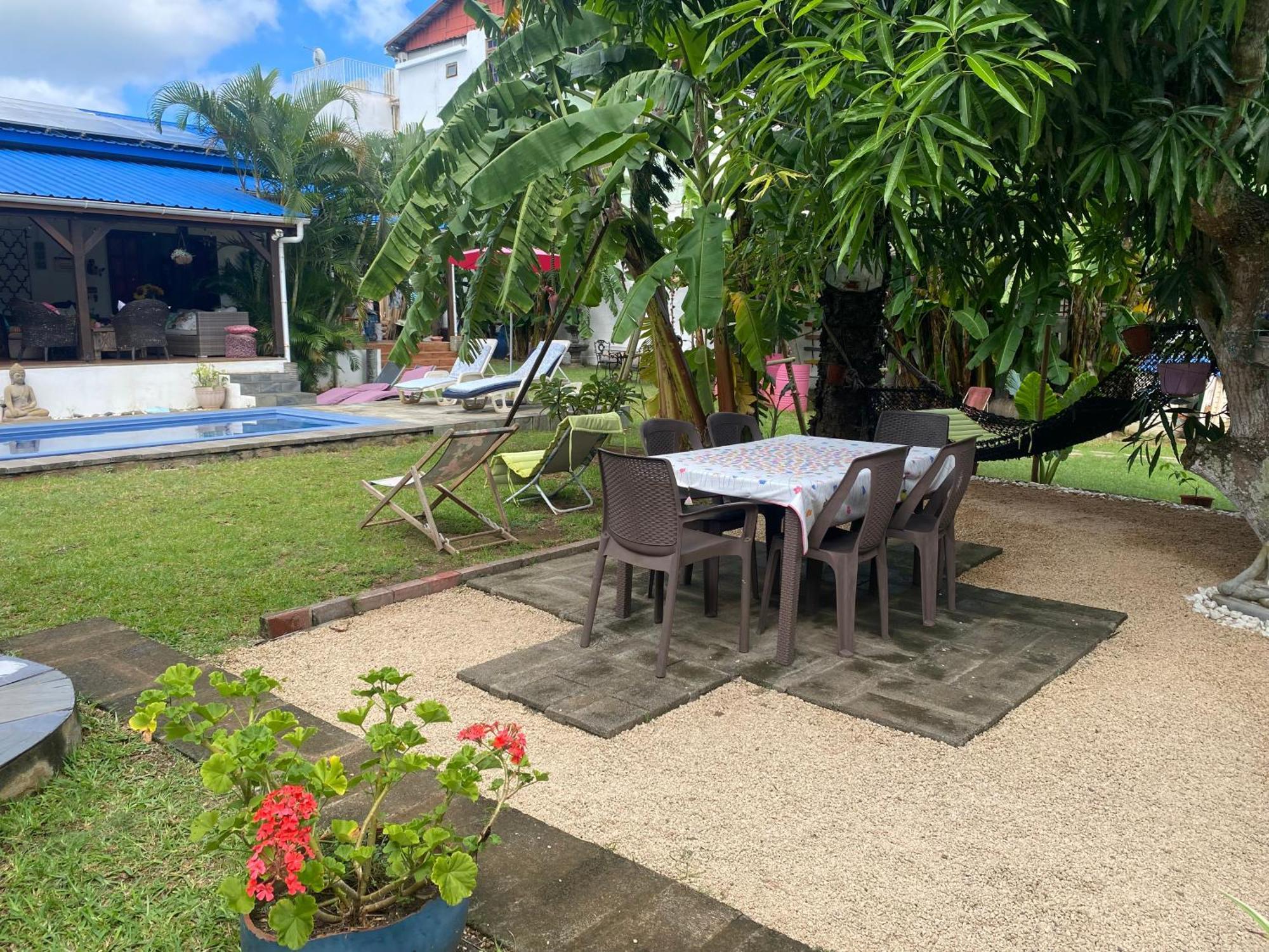 Bed and Breakfast Cazhibiscus Trou aux Biches Exterior foto