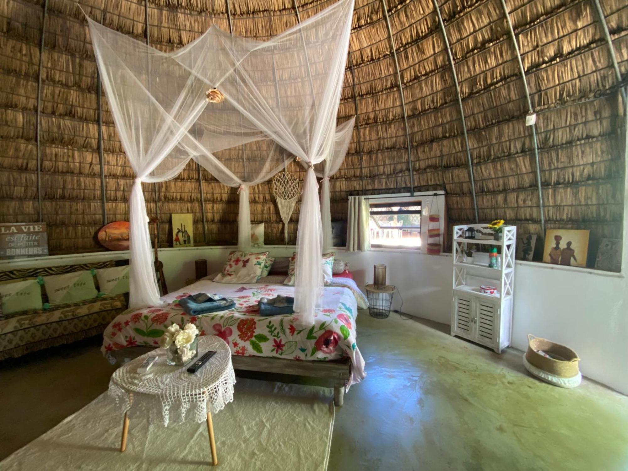 Bed and Breakfast Cazhibiscus Trou aux Biches Exterior foto